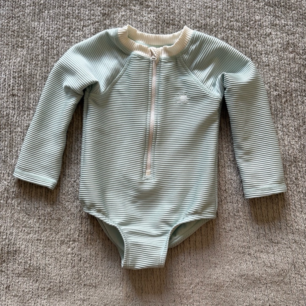 Little Co by Lauren Conrad Ribbed One-Piece Rash Guard Swimsuit 12M‎